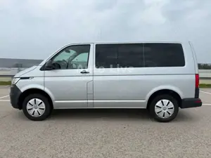 Volkswagen T6 Transporter T6.1 Transporter 2,0 TDI*AUTOMATIK*9-SITZE*KLIMA Bild 2