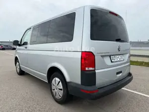 Volkswagen T6 Transporter T6.1 Transporter 2,0 TDI*AUTOMATIK*9-SITZE*KLIMA Bild 3