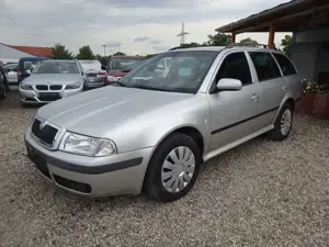 Skoda Octavia Combi 2.0 Style Automatik