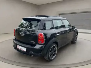 MINI Cooper SD COOPER SD Chilli Red Hot Countryman All4 Xenon Bild 5