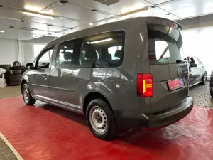 Volkswagen Caddy Maxi Kombi BMT - 7 Sitzer Bild 5