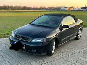Opel Astra Cabrio 2.2 DTI Edition 90 Jahre Bertone