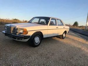 Mercedes-Benz 200