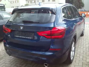 BMW X3 Baureihe X3 xDrive 20 d AHK,ALLRAD,PDC, Bild 2