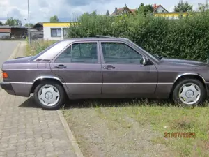 Mercedes-Benz 190 190 E 1.8
