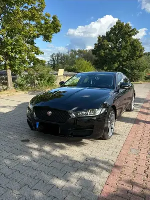 Jaguar XE Prestige