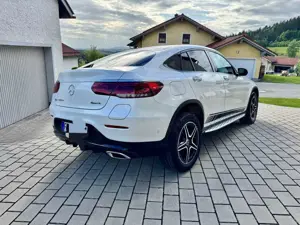 Mercedes-Benz GLC 300 GLC-Coupe 300 de 4Matic 9G-TRONIC Exclusive