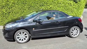 Peugeot 207 207 CC 120 VTi Roland Garros