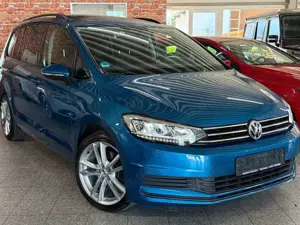 Volkswagen Touran -LED-7 Sitze-DSG-AHK-Pano-Navi-Kamera-Alu