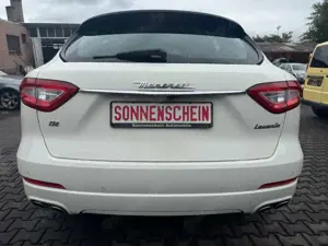 Maserati Levante Diesel*SPORTAUSPUFF*ALCANTARA*TÜV NEU Bild 5