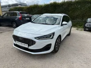 Ford Focus Turnier 1.5 Aut Titanium LED Navi 1.Hand Bild 2