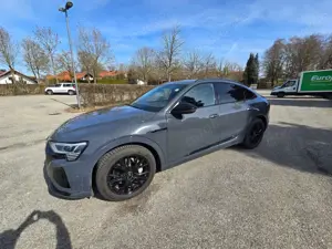 Audi Q8 e-tron Q8 e-tron Sportback 50 quattro S line