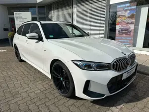 BMW 320 d Touring M Sport +AHK +LiveCpProf +Hifi +Pan
