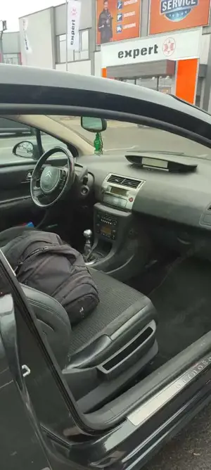 Citroen C4 C4 Coupe 1.6 HDi FAP VTS Bild 2