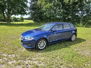 Audi A3 attraction Bild 1