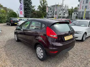 Ford Fiesta Trend 5 Türig *1. Hand, 80.000km!* Bild 4