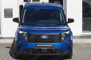 Ford Tourneo Courier 1.0 EcoBoost TITANIUM Bild 2