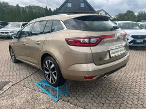Renault Megane IV Grandtour BOSE-Edition/SHZ/NAVI/KAMERA Bild 5