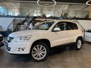 Volkswagen Tiguan Team 4Motion *Parkassistent*Navi*Kamera*