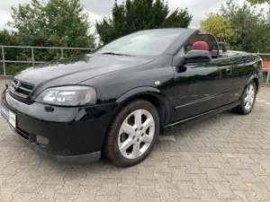 Opel Astra Cabrio 2.2 16V*LEDER*KLIMA*el.VERDECK*SITZH.*TEL !
