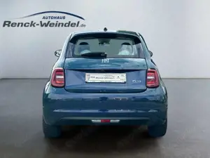 Fiat 500e La Prima 42kWh El. Panodach Navi SHZ Klimaautom PD Bild 4