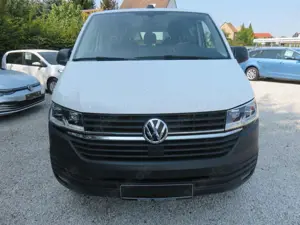 Volkswagen T6 Kombi T6.1 Kombi 2.0 TDI BMT LED Navi SH AHZV Bild 2