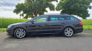 Skoda Superb Superb Combi 2.0 TDI DSG Ambition