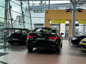 Audi A6 40 TDI Limousine Keyless Leder Kamera ACC 18" Bild 4