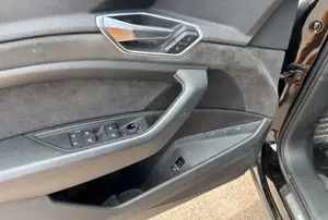 Audi e-tron e-tron 55 quattro Bild 5