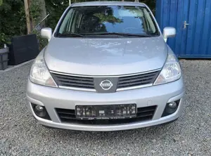 Nissan Tiida Acenta