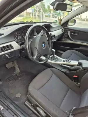 BMW 320 320d xDrive DPF Touring Aut. Edition Fleet Exclusi