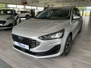 Ford Focus Turnier Titanium Fahrerassistenzpaket Bild 1