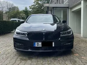 BMW 740 740i