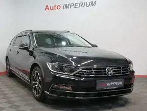 Volkswagen Passat Variant R-Line 2.0 TDI *AHK*Navi Bild 3