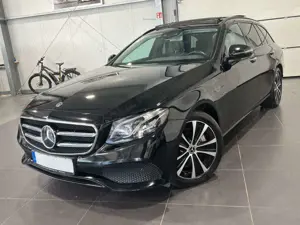 Mercedes-Benz E 300 de T Automatik **Navi*LED*Panorama**