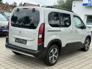 Peugeot Rifter Rifter GT LINE PureTech 130 L1 Aut. PANO-RKAM-NAVI Bild 5