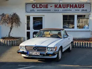 Mercedes-Benz SL 560