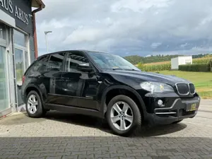 BMW X5 xDrive30d-Pano-R.KAM-NAVI-L.HZ-PDC-4 Zonen.Kl Bild 3