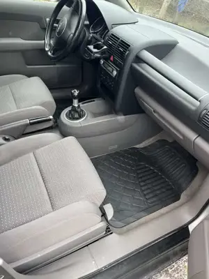Audi A2 1.4 Bild 3