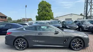 BMW M850 i xDrive Coupe | HARMANKARDON | SOFT-CLOSE Bild 5