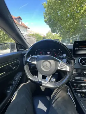 Mercedes-Benz CLA 220 Shooting Brake d 7G-DCT AMG Line