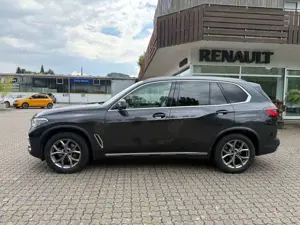 BMW X5 xDrive 30 d xLine*PANO*HUD*LUFTFEDER*EU6dT* Bild 3