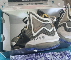 Achtung Nike Schuh gebraucht seltenes Modell nur 90.   Gr.43