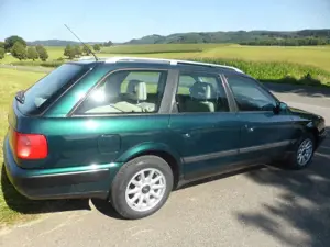 Audi 100 100 Avant 2.6 E Bild 5