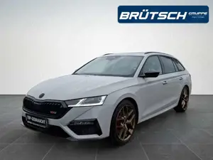 Skoda Octavia Combi RS Plus 2.0 TSI DSG / PANORAMA / AHK / MATRI