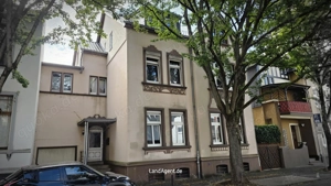 ***Dreifamilienhaus mit Potenzial zur Mietsteigerung*** ca. 252m  Wfl. mit Garten, Balkon, Garage