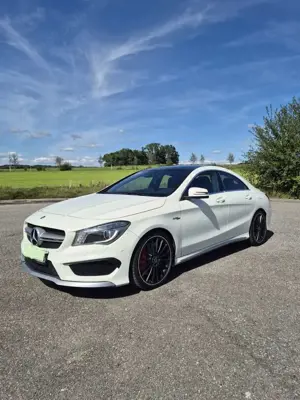 Mercedes-Benz CLA 45 AMG 4Matic Speedshift DCT 7G