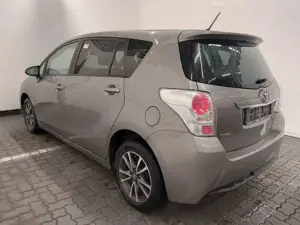 Toyota Verso Comfort *NAVI*KAMERA*SHZ*ALLWETTERREIFEN* Bild 3