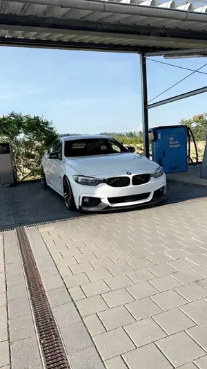 BMW 440