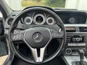 Mercedes-Benz C 200 (BlueEFFICIENCY) 7G-TRONIC Avantgarde